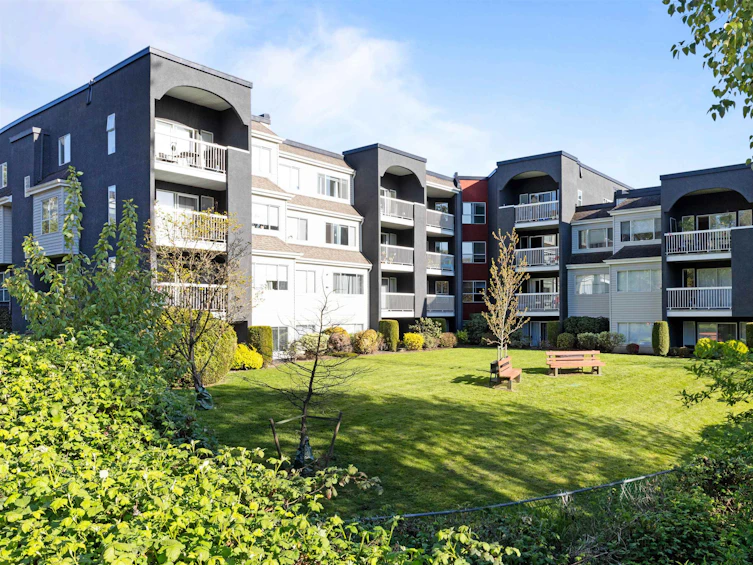 307-5664 200, Langley, BC, V3A 1M8