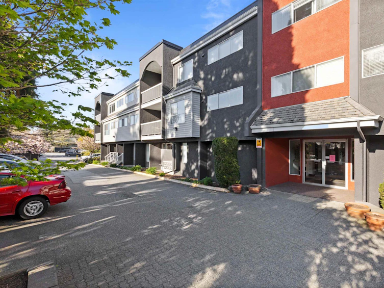 307-5664 200, Langley, BC, V3A 1M8 - 3