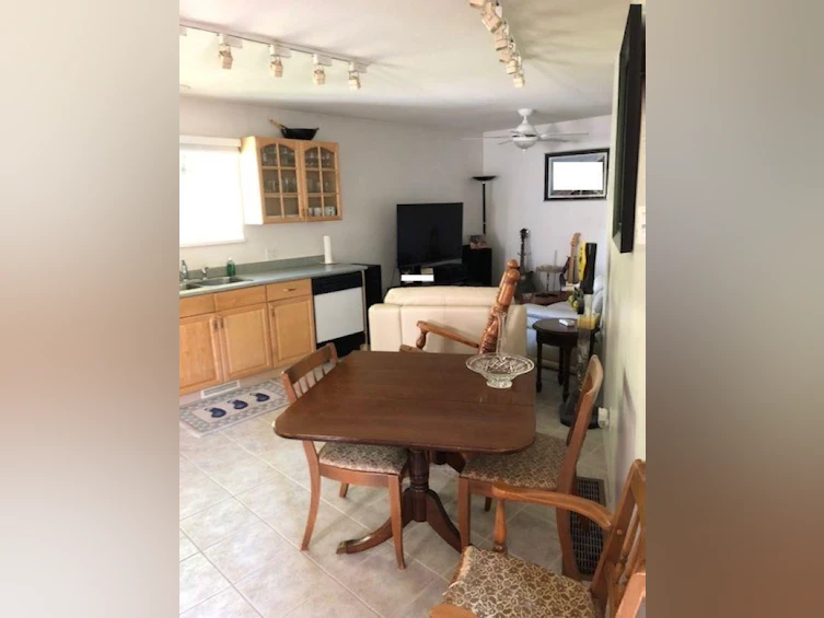 24044 Fraser Highway, Langley, BC, V2Z 2K9 - 10