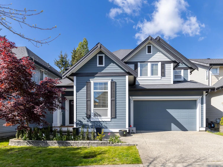 18079 70a Avenue, Surrey, BC, V3S 7C5