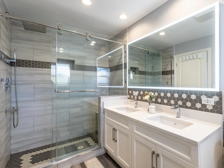 18079 70a Avenue, Surrey, BC, V3S 7C5 - 23