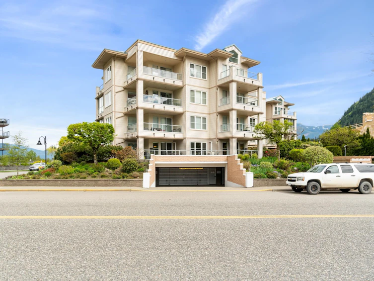 101-410 Esplanade Avenue, Harrison Hot Springs, BC, V0M 1K0 - 38