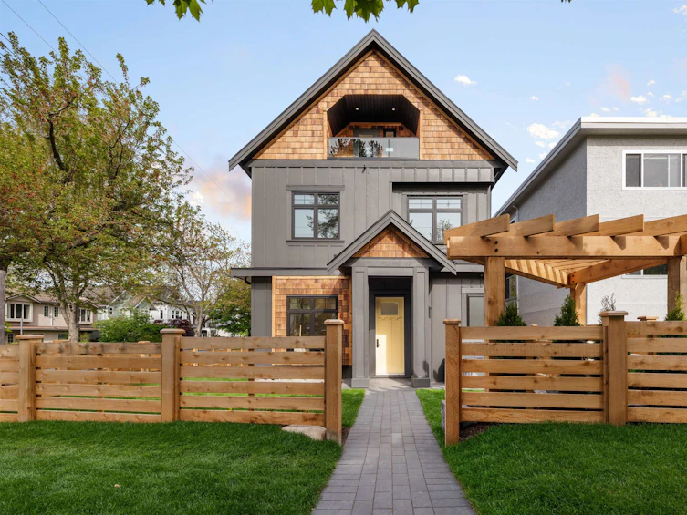 3106 Windsor Street, Vancouver, BC, V5T 4B1