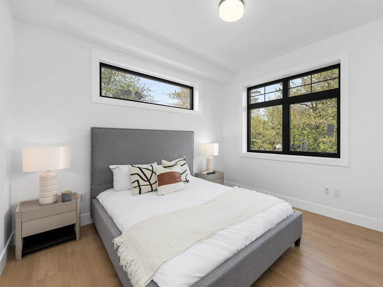 1006 East 15 Avenue, Vancouver, BC, V5T 4B1 - 15