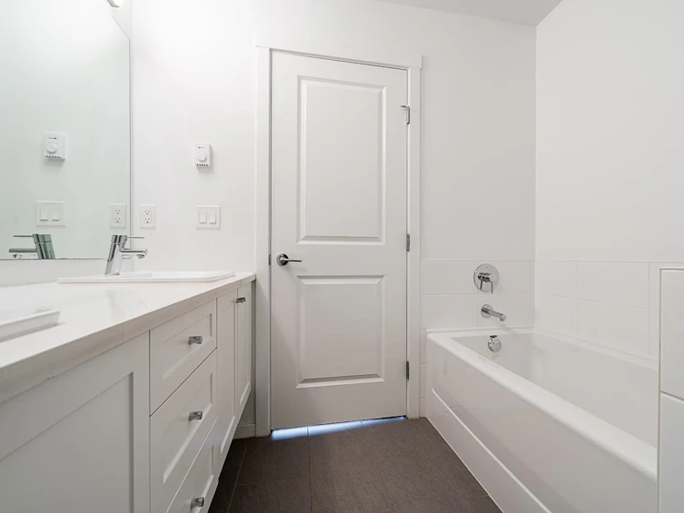 25-15268 28, Surrey, BC, V4P 0E8 - 20