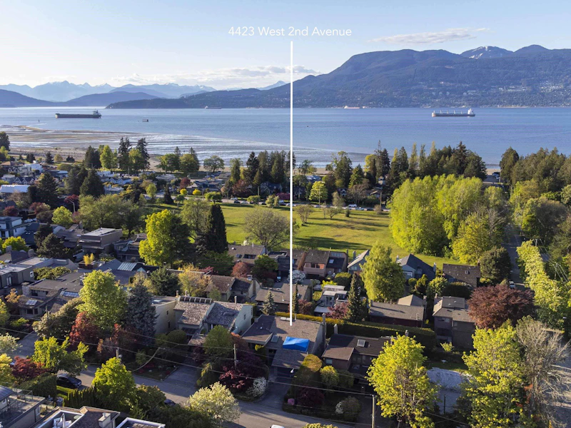 4423 W 2nd Avenue, Vancouver BC V6R 1K6
