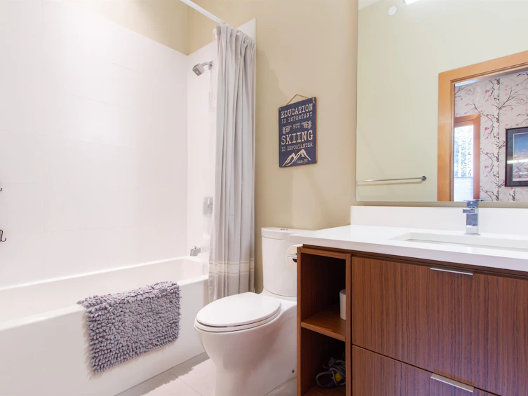 17-8400 Ashleigh Mcivor Drive, Whistler, BC, V8E 1L8 - 20