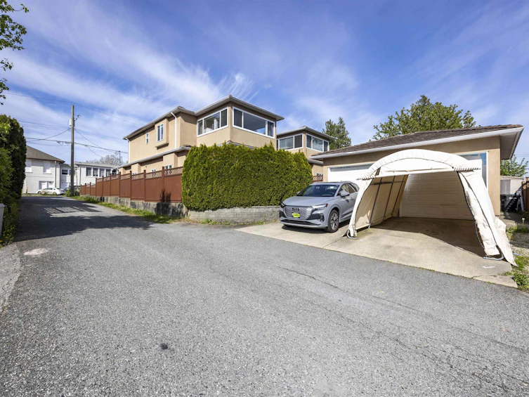 7522 1st Street, Burnaby, BC, V3N 3T2 - 20