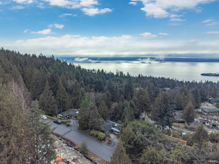 4626 Woodgreen Drive, West Vancouver, BC, V7S 2V2 - 25