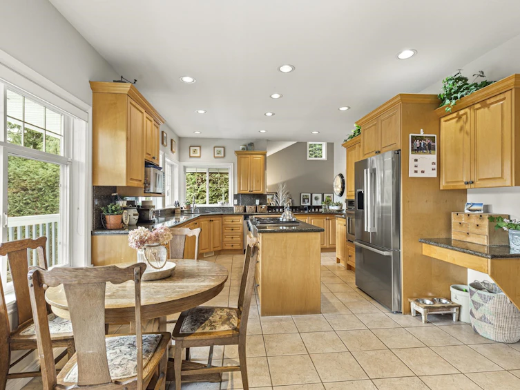 8017 Aves Terrace, Mission, BC, V2V 4H9 - 21