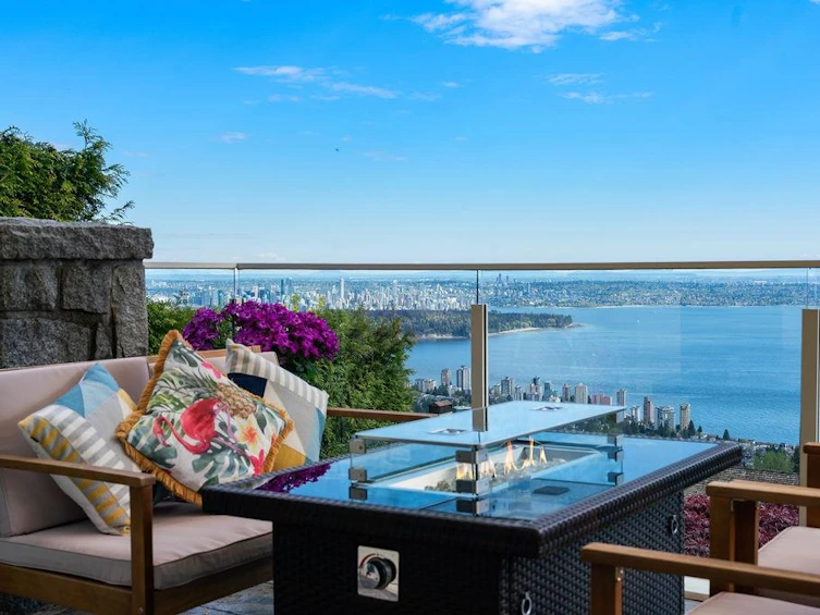 2450 Halston Court, West Vancouver, BC, V7S 3K3 - 2