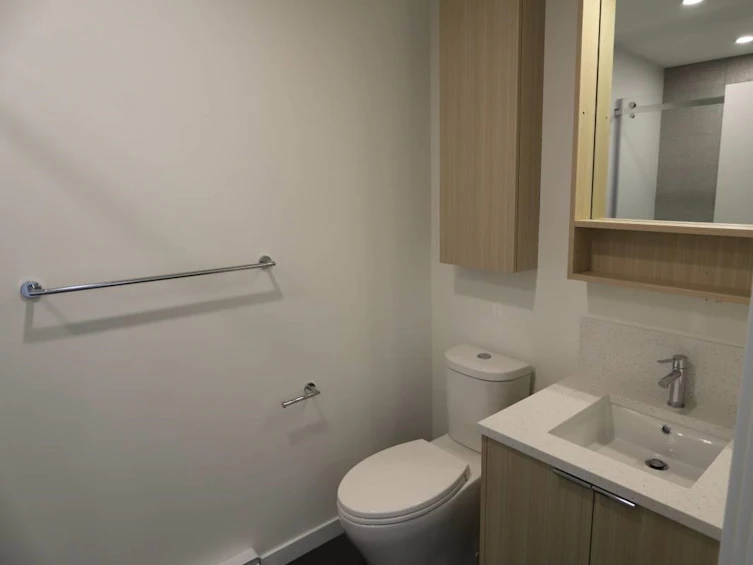 201,203-37765 Third Avenue, Squamish, BC, V8B 1C3 - 4