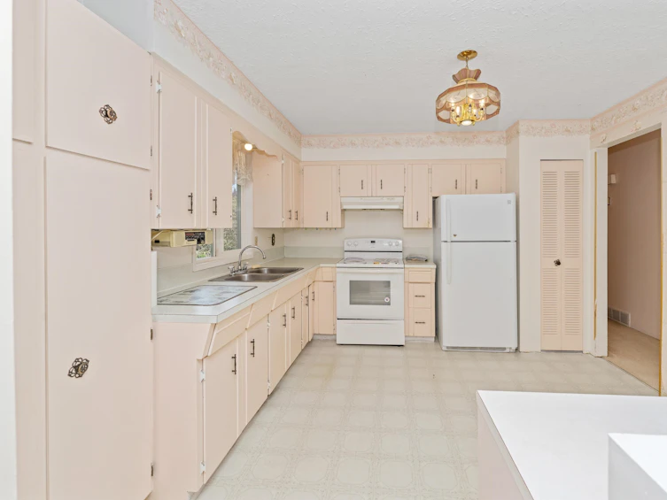 33351 Whidden Avenue, Mission, BC, V2V 4Z6 - 8