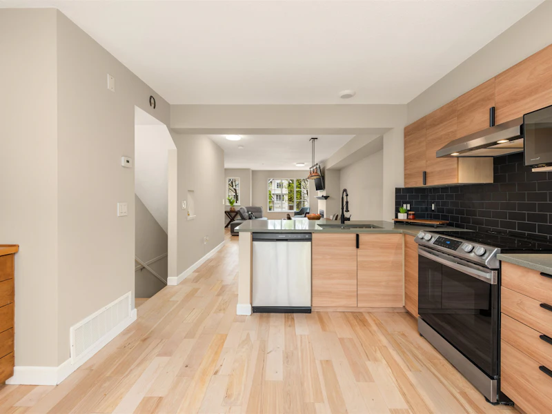 30 - 20560 66th Avenue, Langley BC V2Y 2Y8