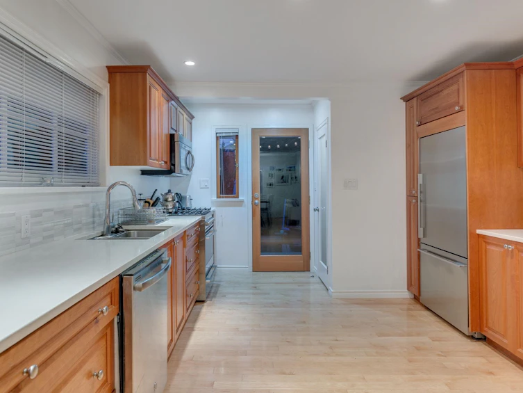 6431 Rosebery Avenue, West Vancouver, BC, V7W 2C5 - 5