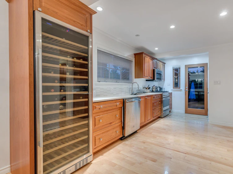 6431 Rosebery Avenue, West Vancouver, BC, V7W 2C5 - 7