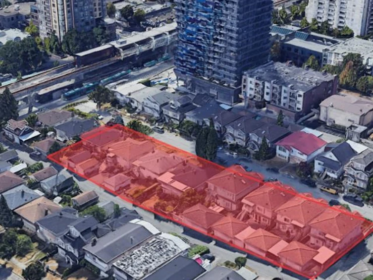 5006 Payne Street, Vancouver, BC, V5R 4J6