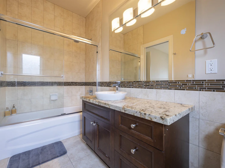 3411 Semlin Drive, Richmond, BC, V7C 5W8 - 31