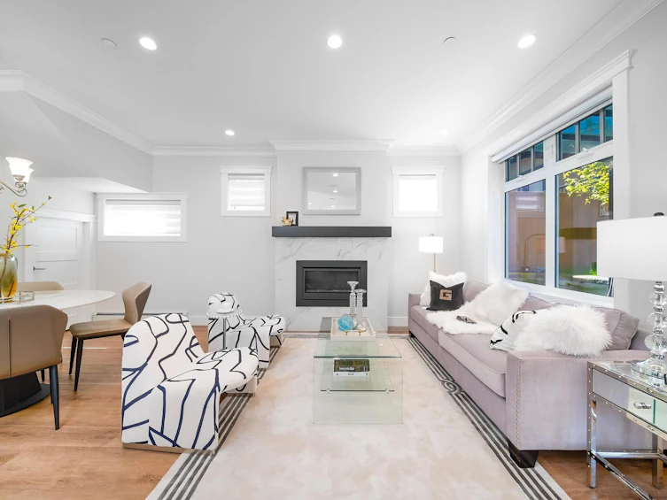 2753 Alma Street, Vancouver, BC, V6R 3S3 - 4