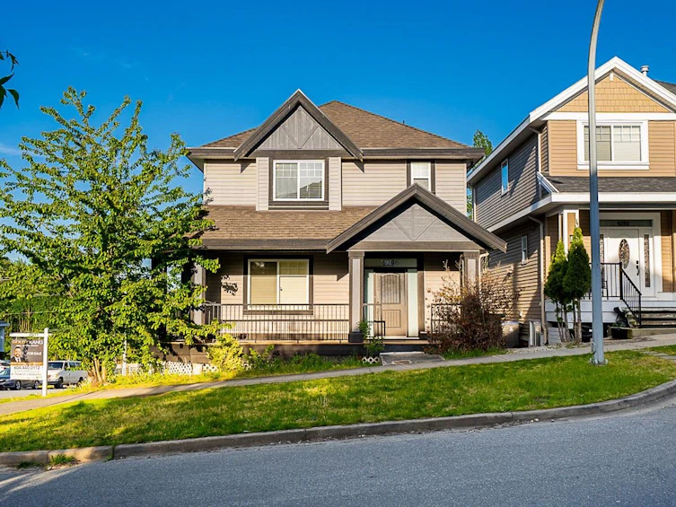 6296 147b Street, Surrey, BC, V3S 3T1
