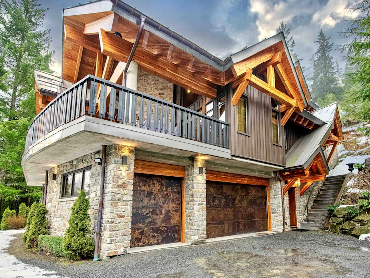 3274 Arbutus Drive, Whistler, BC, V0N 1B3