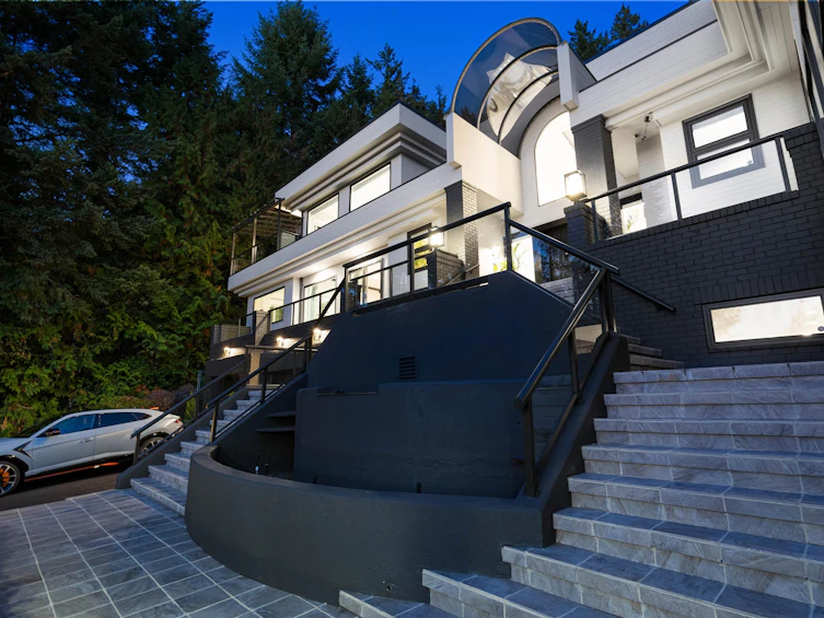 4556 Woodgreen Drive, West Vancouver, BC, V7S 2V2 - 3
