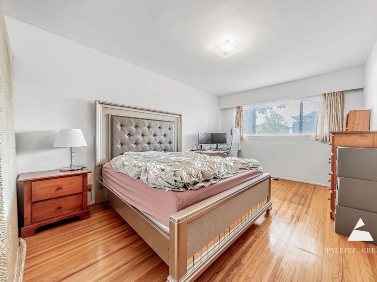 5074 Nanaimo Street, Vancouver, BC, V5P 4J1