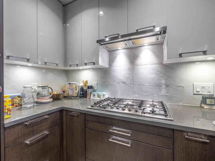 421-4033 May Drive, Richmond, BC, V6X 0T3 - 5