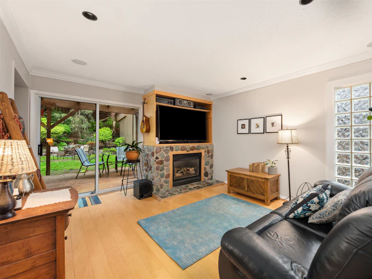 40618 Perth Drive, Squamish, BC, V0N 1T0 - 7