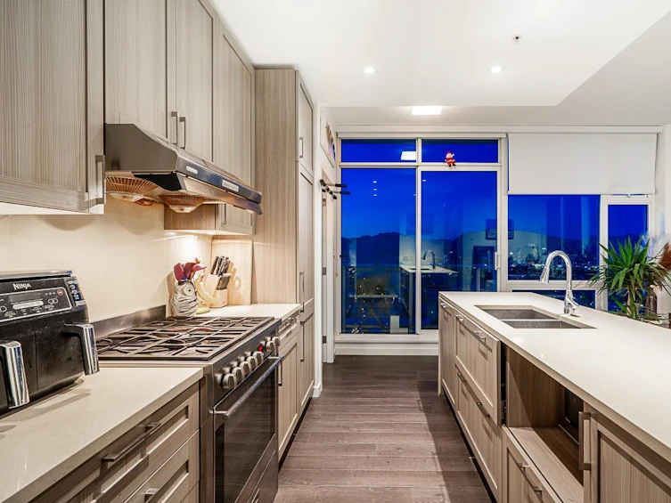3602-5665 Boundary Road, Vancouver, BC, V5R 0E4 - 8
