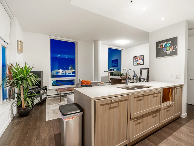 3602-5665 Boundary Road, Vancouver, BC, V5R 0E4 - 9