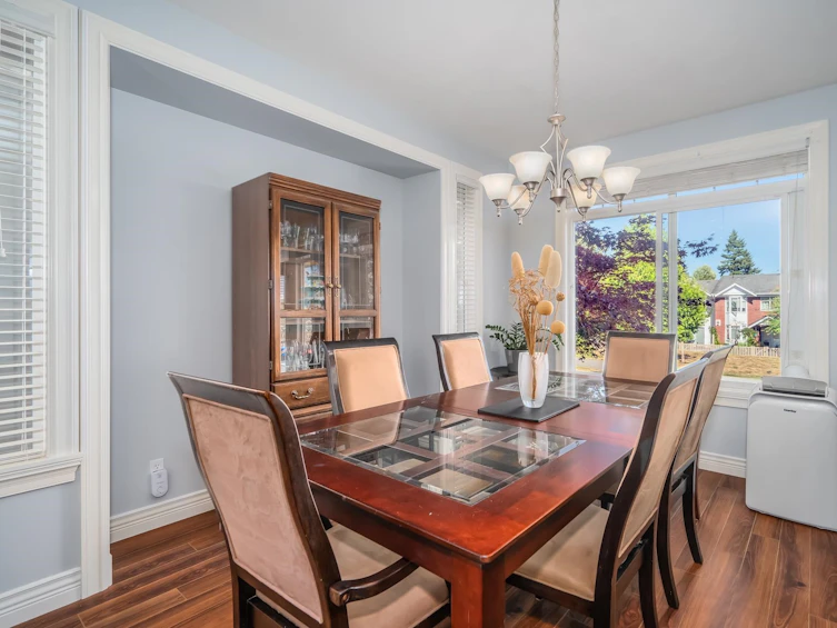 6652 195 Street, Surrey, BC, V4N 0C3 - 6