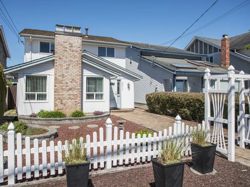 3611 Broadway Street, Richmond BC V7E 2X9