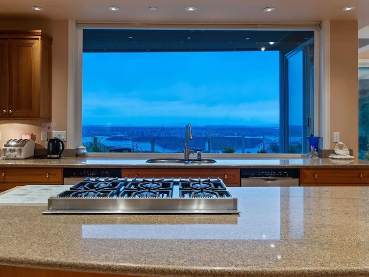 1533 Errigal Place, West Vancouver, BC, V7S 3H1 - 11