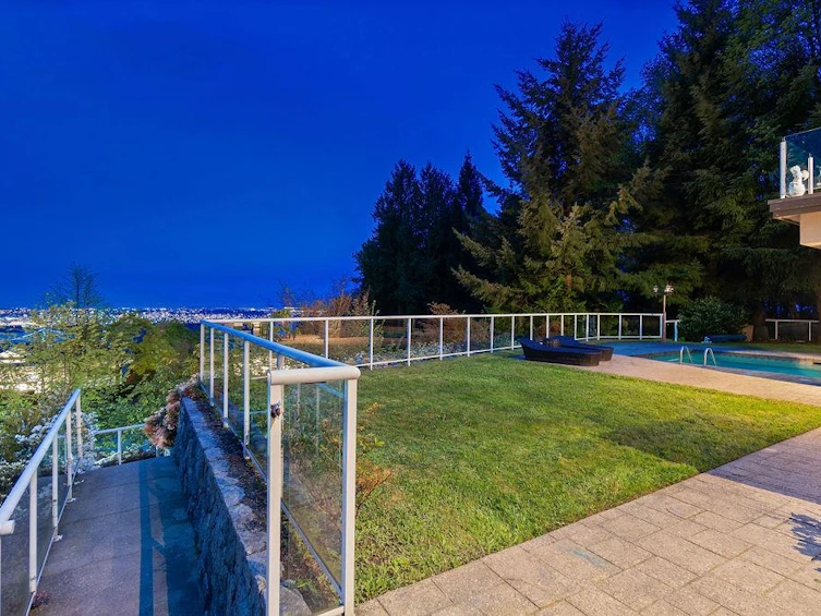 1533 Errigal Place, West Vancouver, BC, V7S 3H1 - 35