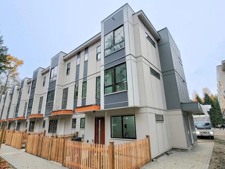 33-13895 64 Avenue, Surrey, BC, V3W 1Y7