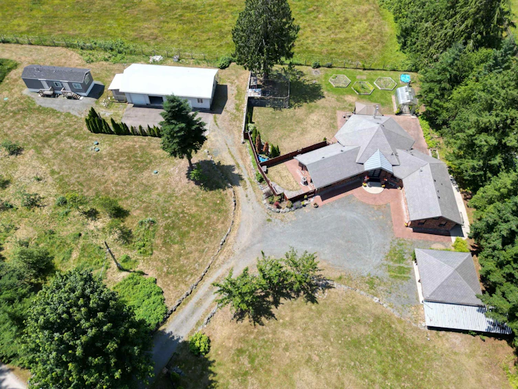 1185 Columbia Valley Road, Columbia Valley, BC, V2R 4X6 - 6