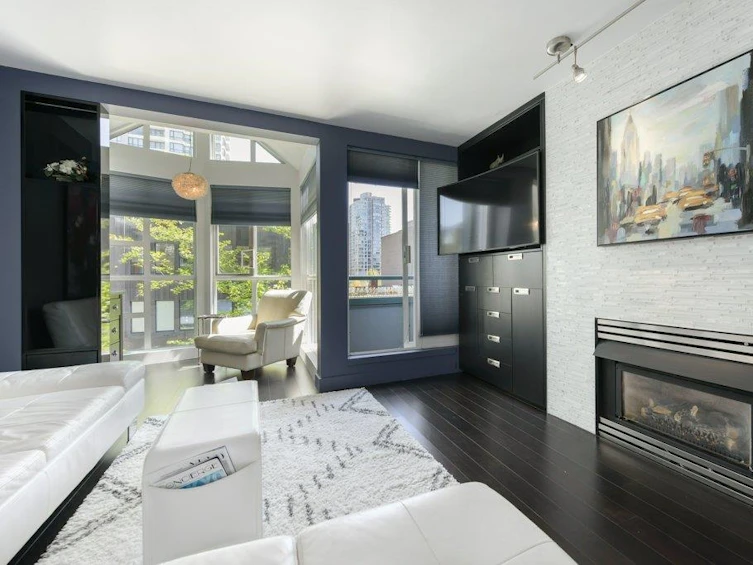 402-939 Homer Street, Vancouver, BC, V6B 2W6 - 2