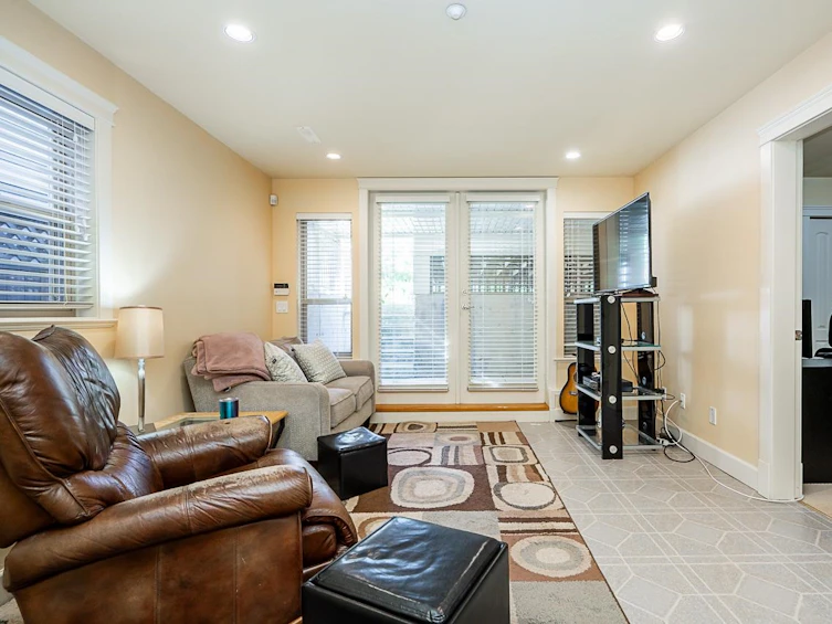 15454 Goggs Avenue, Surrey, BC, V4B 2N6 - 28