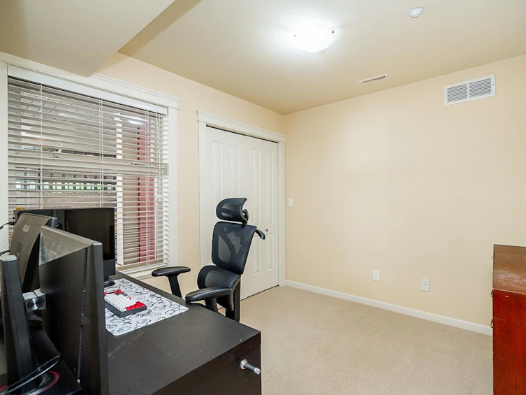 15454 Goggs Avenue, Surrey, BC, V4B 2N6 - 30