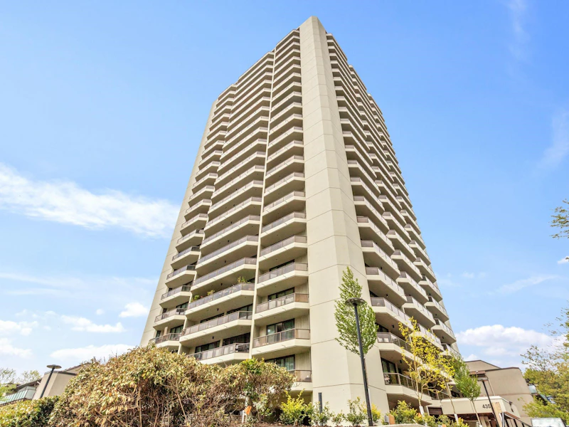 503 - 4353 Halifax Street, Burnaby BC V5C 5Z4