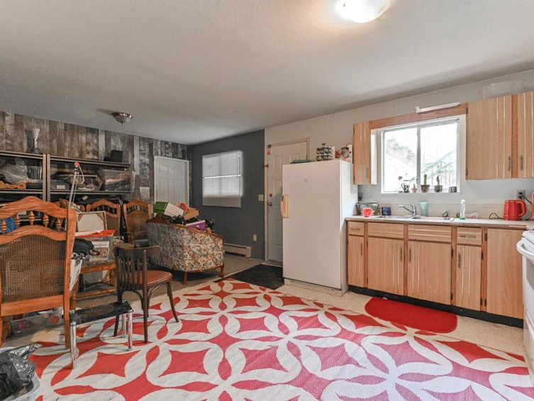 15561 91a Avenue, Surrey, BC, V3R 9X1 - 6