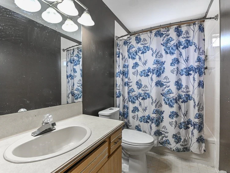 15561 91a Avenue, Surrey, BC, V3R 9X1 - 24
