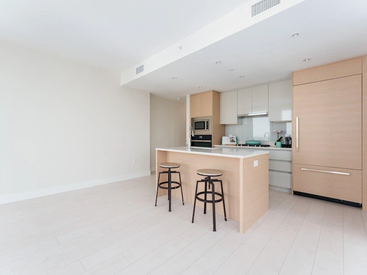 2203-3538 Sawmill Crescent, Vancouver, BC, V5S 0J8 - 7