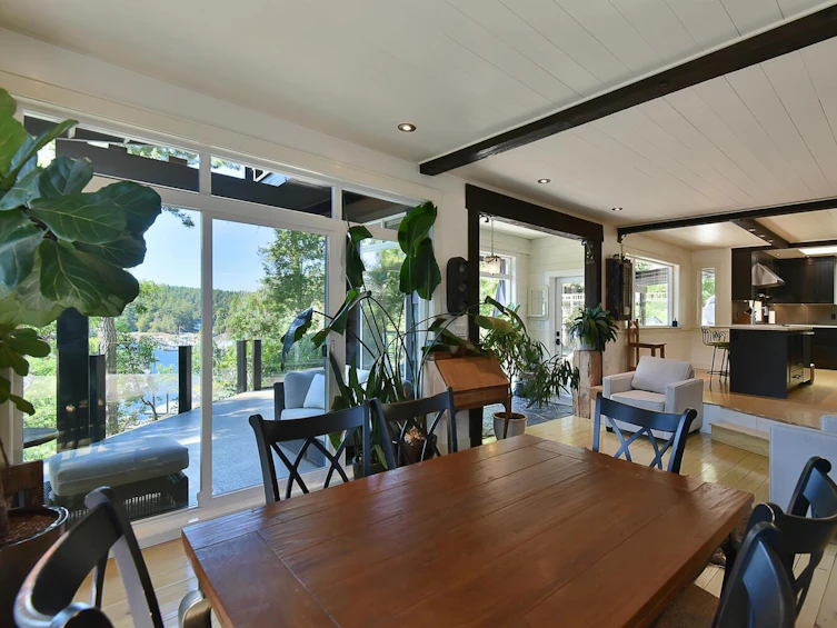 5527 Sans Souci Road, Halfmoon Bay, BC, V7Z 1B6 - 10