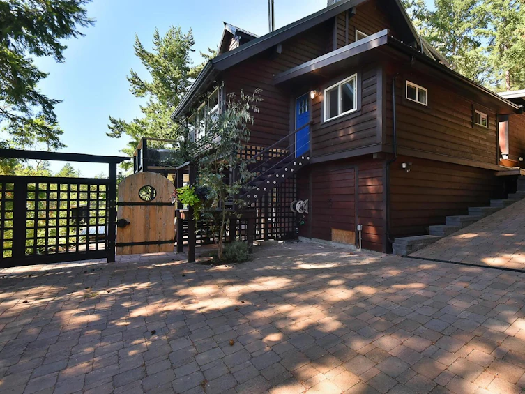 5527 Sans Souci Road, Halfmoon Bay, BC, V7Z 1B6 - 30