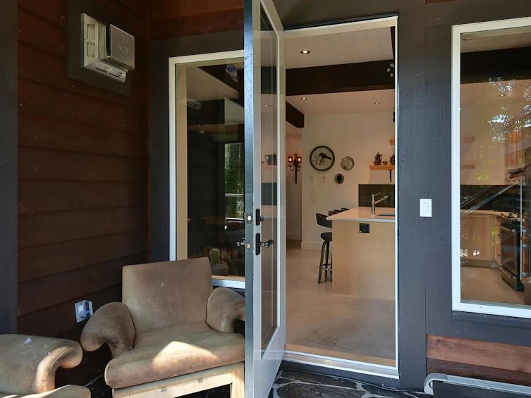 5527 Sans Souci Road, Halfmoon Bay, BC, V7Z 1B6 - 32