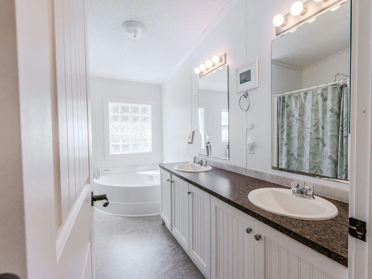 3368 Linwood Road, Roberts Creek, BC, V0N 2W1 - 19
