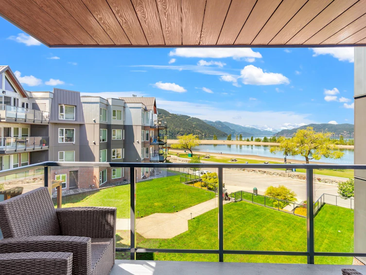 310-378 Esplanade Avenue, Harrison Hot Springs, BC, V0M 1A3 - 2