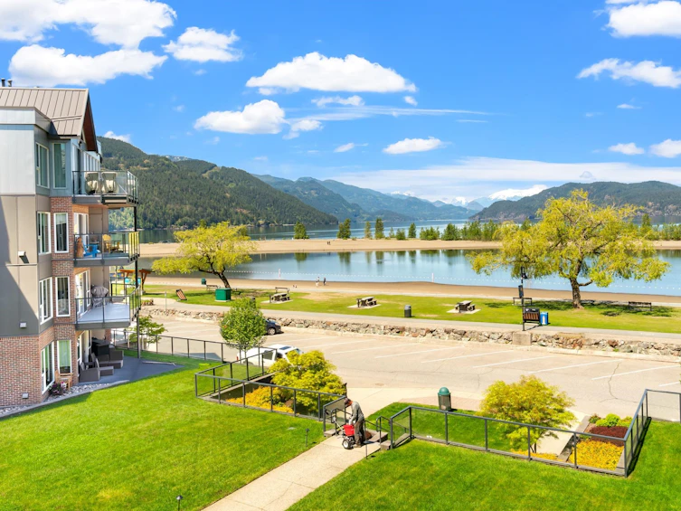310-378 Esplanade Avenue, Harrison Hot Springs, BC, V0M 1A3 - 29
